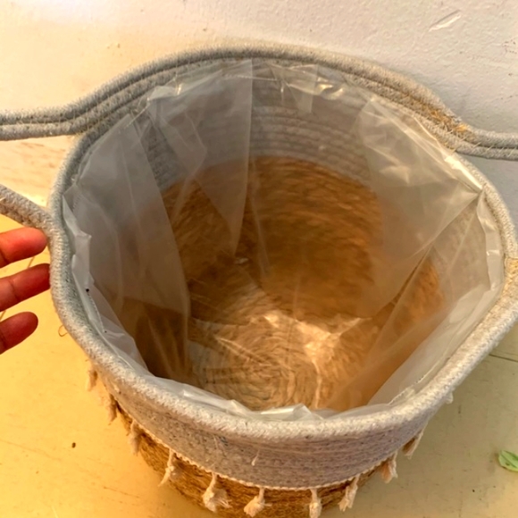 Bohemian Rope Woven Storage Basket with Tassels - Picture 9 of 11